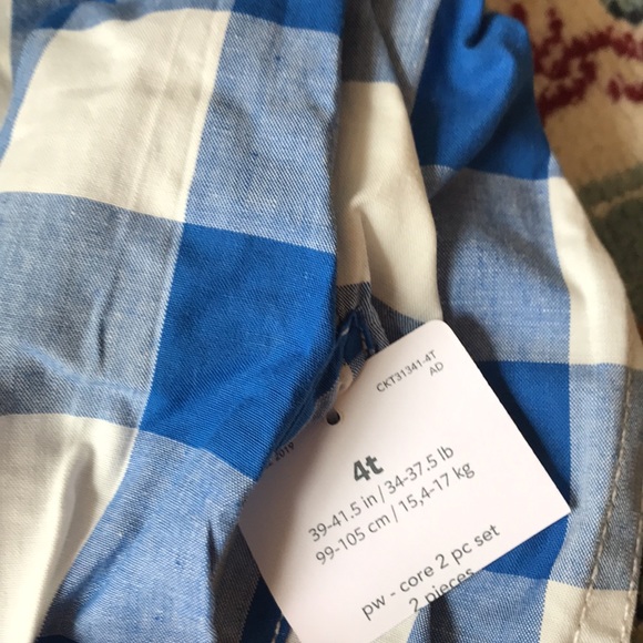 Button down - Picture 2 of 3